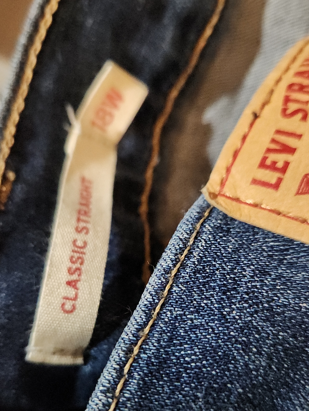 ❤️ LEVIS CLASSIC STRAIGHT LEG JEANS, 18W (34 WOMAN) - Picture 7 of 8